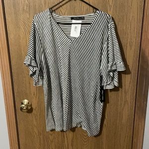 For & Rae 3XL NWT Black and White Shirt